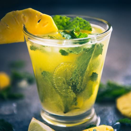 Virgin Pineapple Mojito - Recipe photo by Whiskaffair