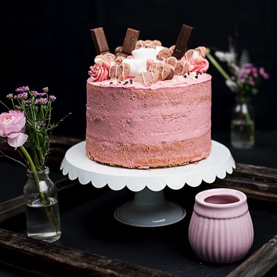Pink birthday dream cake - Recipe photo by cookingcatrin