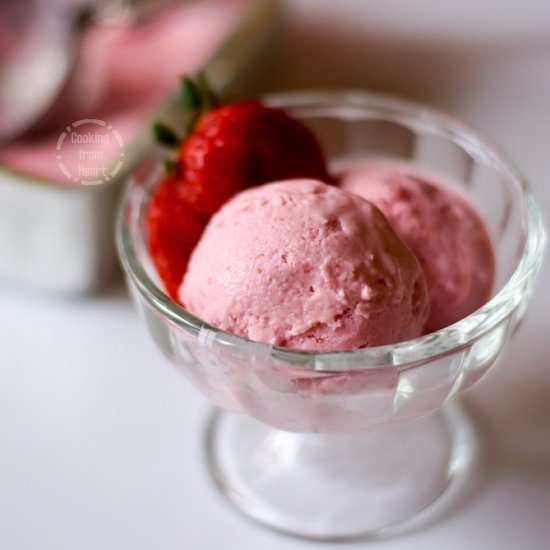 Easy Strawberry Ice Cream - Recipe photo by ch_cooks