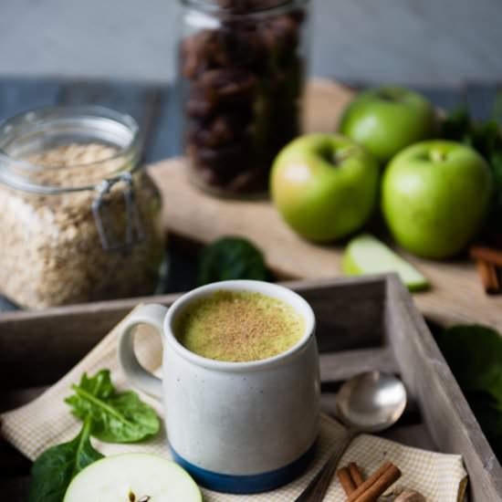 Apple Pie Warm Smoothie - Recipe photo by Simple Green Smoothies