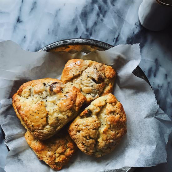 Apricot Earl Grey Scones - Recipe photo by petitbakes