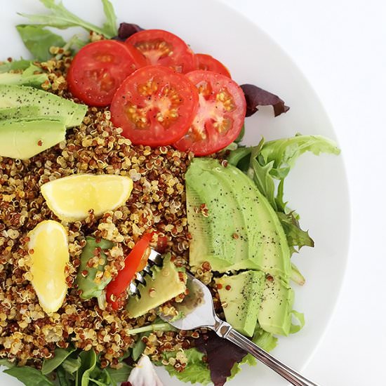 FAVORITE TOMATO CURRY QUINOA SALAD - Recipe photo by TwoRaspberries