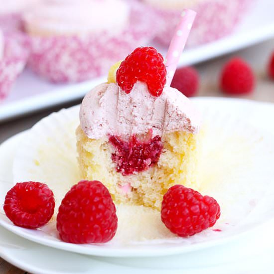 Raspberry Lemon Cupcakes - Recipe photo by sugarsaltmagic
