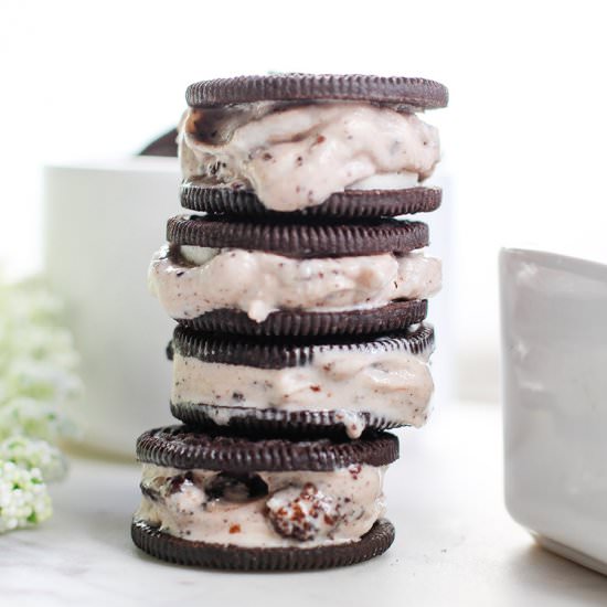 Mini Oreo Ice Cream Sandwich - Recipe photo by TheCottageMarket