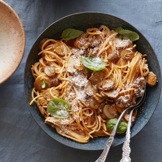 Red Pepper Pasta - Recipe photo by gdalkin