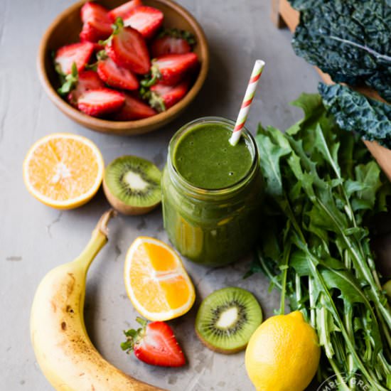 Kiwi Strawberry Green Smoothie - Recipe photo by Simple Green Smoothies