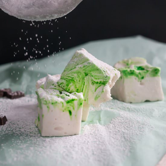 Peppermint Marshmallows - Recipe photo by thewhiteradish