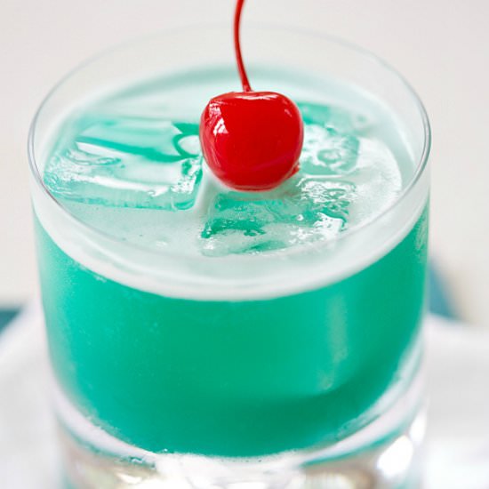 Blue Whale - Recipe photo by thedrinkkings