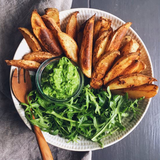 Oven-Baked Fries and Creamy Avocado - Recipe photo by clemfoodie