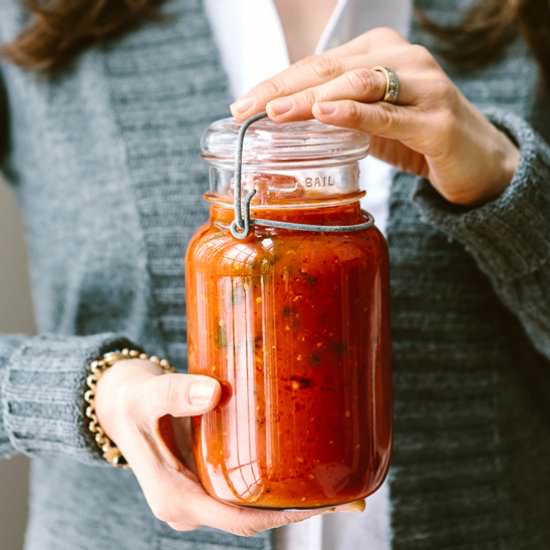 Homemade Tomato-Basil Sauce - Recipe photo by foolproofliving.com