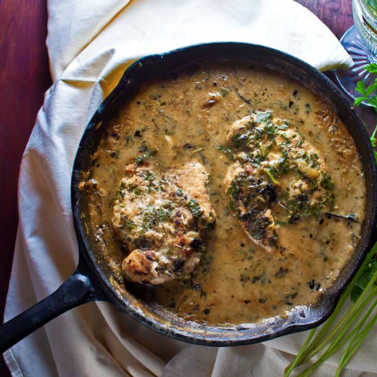 Creamy Herb Skillet Chicken - Recipe photo by TonysFoods
