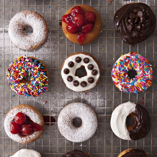 Yellow Cake Doughnuts - Recipe photo by taniacolamarino.com