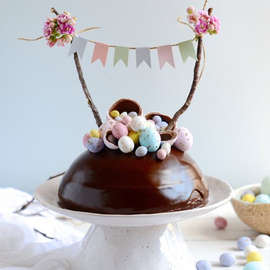 Chocolate Easter Egg Surprise Cake - Recipe photo by Bibbyskitchenat36