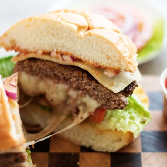 Pepper Jack Stuffed Cheeseburger - Recipe photo by berlyskitchen