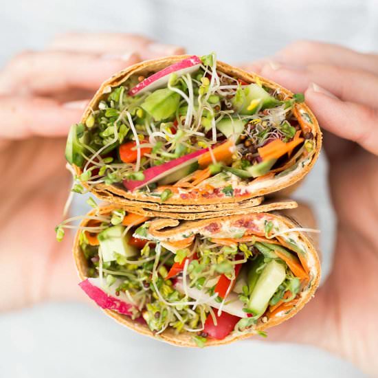 Veggie Wraps with Sun-dried Tomato - Recipe photo by Kiwi and Carrot
