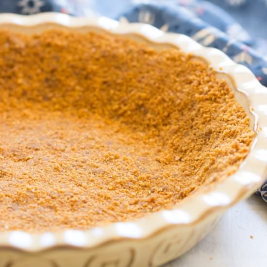 Biscoff Crust - Recipe photo by thegoldlininggirl