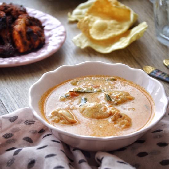 Chicken Vella (White) Curry - Recipe photo by Savory and Sweet Food