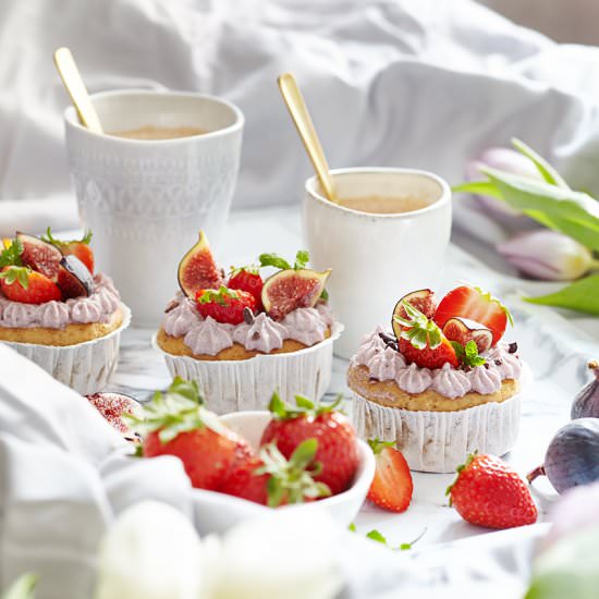 Strawberry Topinambur Cupcakes - Recipe photo by sabrinasue