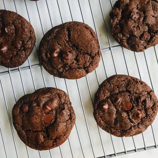 Brown Butter Chocolate Cookies - Recipe photo by petitbakes