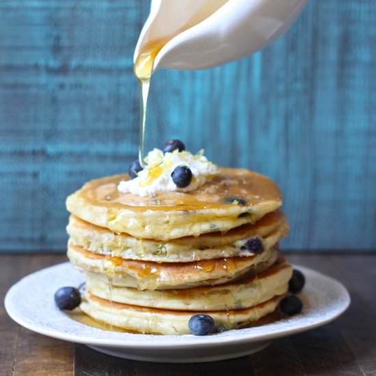 Blueberry Ricotta Pancakes - Recipe photo by the organic kitchen