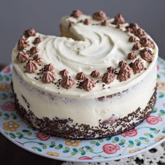 Easy Profiterole Cake - Recipe photo by daniscookings