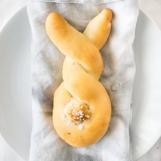 Easter Bunny Rolls - Recipe photo by platedcravings