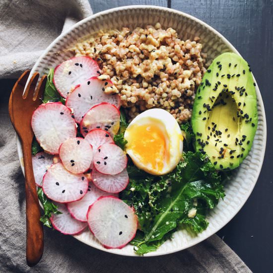 Power Bowl with Creamy Cashew Sauce - Recipe photo by clemfoodie