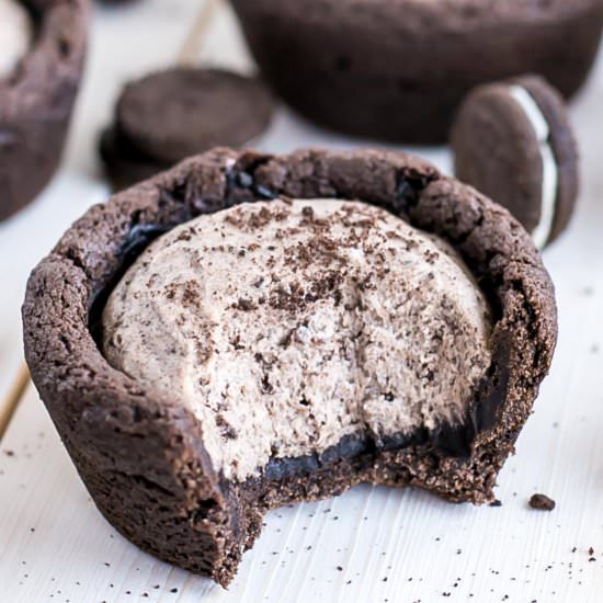 Oreo Cheesecake Cookie Cups - Recipe photo by Livforcake