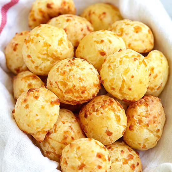 Brazilian Cheese Puffs - Recipe photo by rasamalaysia