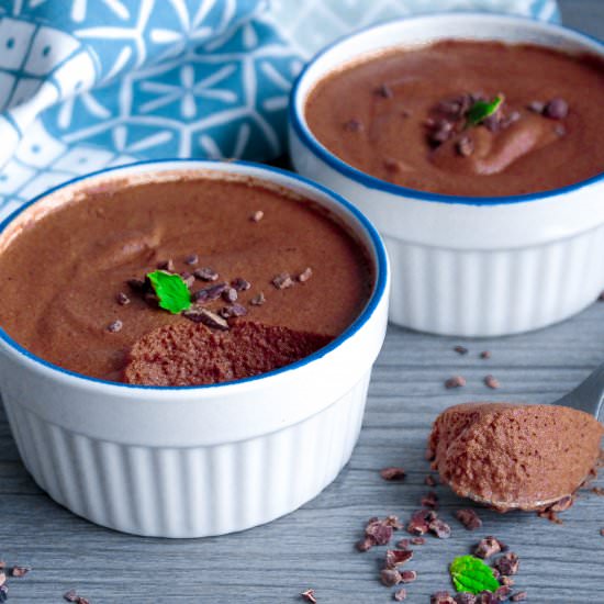 Vegan Chocolate Mousse - Recipe photo by primitivish
