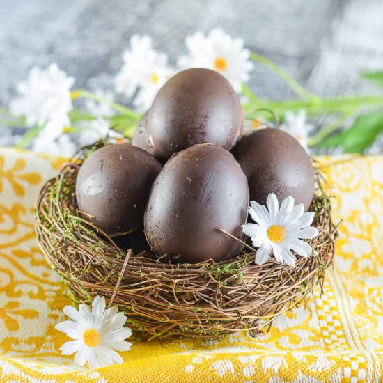 Copycat Creme Eggs - Recipe photo by AVirtualVegan