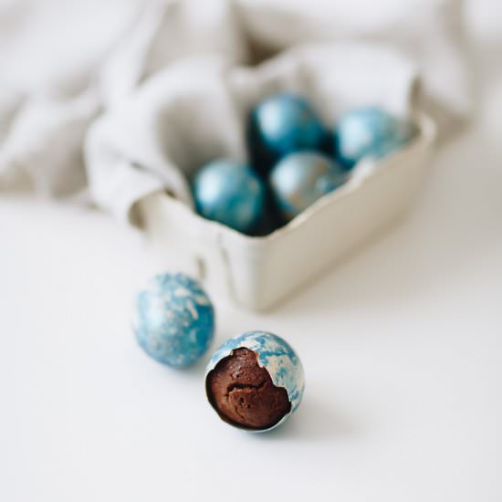 Paleo Brownie in Easter Eggs - Recipe photo by suvellecuisine