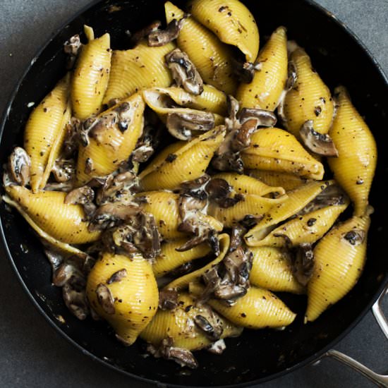 Creamy Mushroom Pasta - Recipe photo by thebellephant
