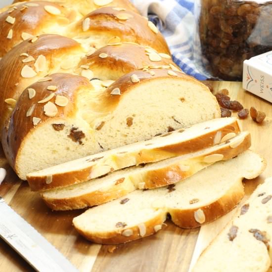 German Raisin Bread - Recipe photo by EarthFoodandFire