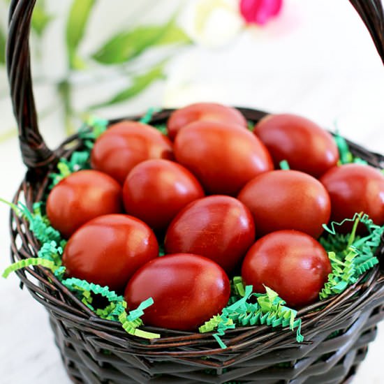 Naturally Dyed Easter Eggs with Onion Skins - Recipe photo by valyastasteofhome.com