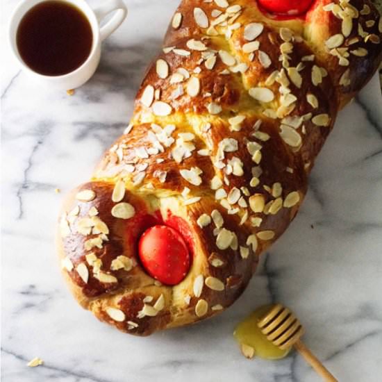 Greek Easter Bread - Recipe photo by Savorthebest