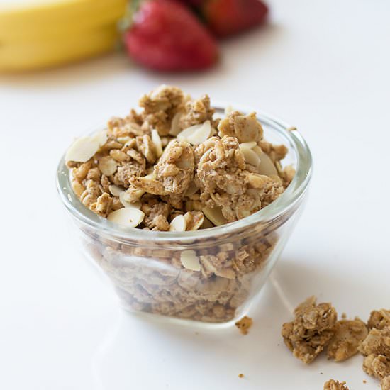 Vegan Almond Butter Granola - Recipe photo by livelymess