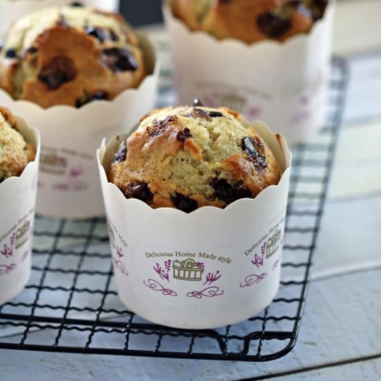 Banana Chocolate Chip Muffins - Recipe photo by Anncoo