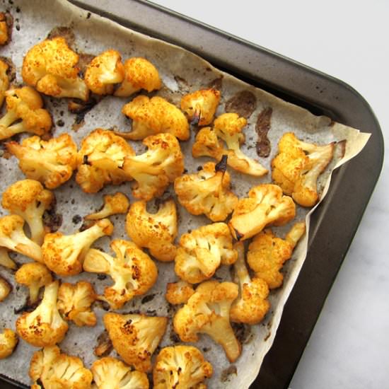 Spicy Roasted Cauliflower - Recipe photo by Cooking and Cooking