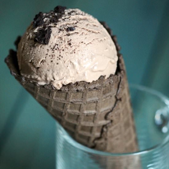 Healthy Oreo Ice Cream - Recipe photo by dessertswithbenefits