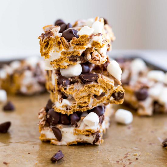 S'mores Bars - Recipe photo by Thelifejolie
