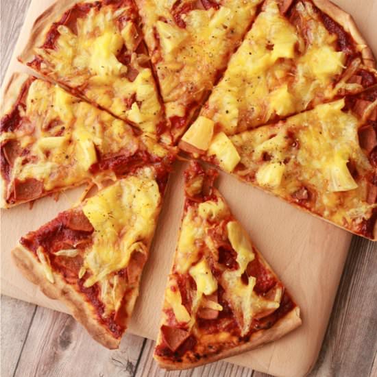 Thin-Crust Vegan Pizza (Hawaiian) - Recipe photo by lovingitvegan