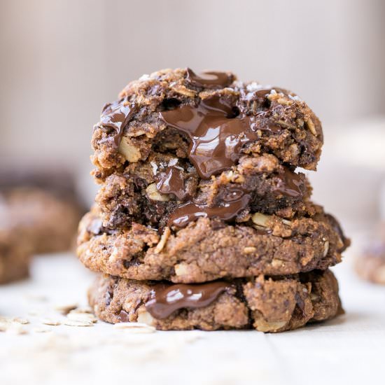 Oatmeal Chocolate Chip Cookies - Recipe photo by bakerita
