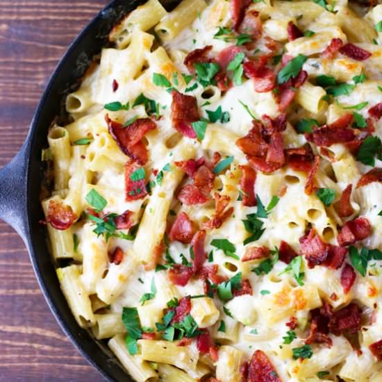 Cheesy Alfredo Pasta Bake - Recipe photo by Longbourn Farm