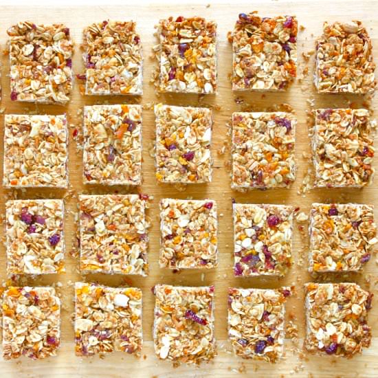How to make delicious granola bars - Recipe photo by marilenaskitchen