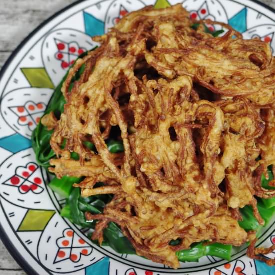 Fried Enoki Mushroom Recipe - Recipe photo by springtomorrow