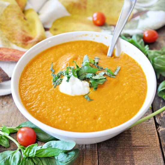Roasted Tomato Pesto Soup - Recipe photo by lettuceeatveggies