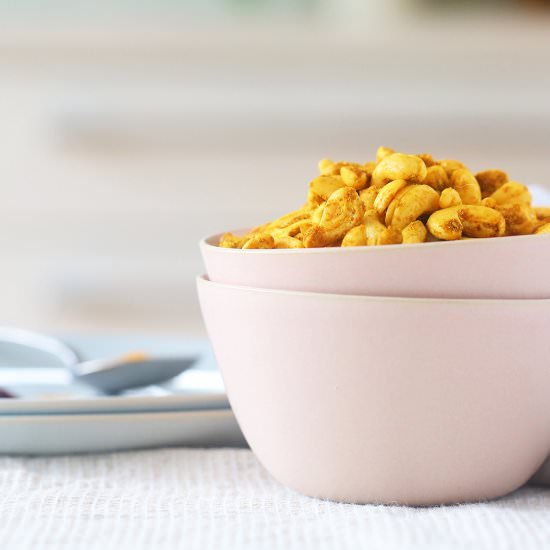 Golden Turmeric Cashews - Recipe photo by begoodorganics