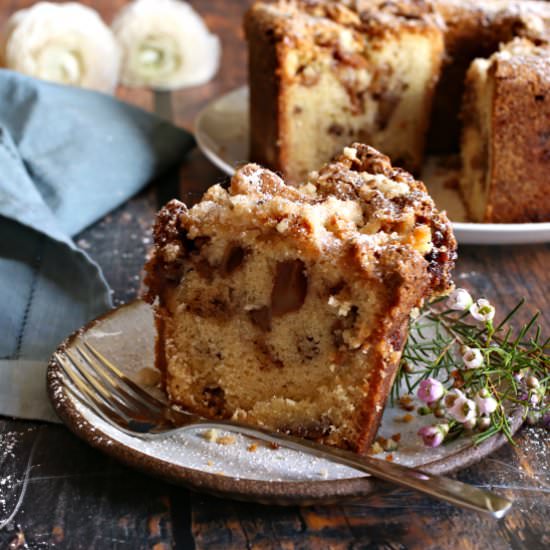 Shabbat Apple Cake - Recipe photo by Hungry Couple