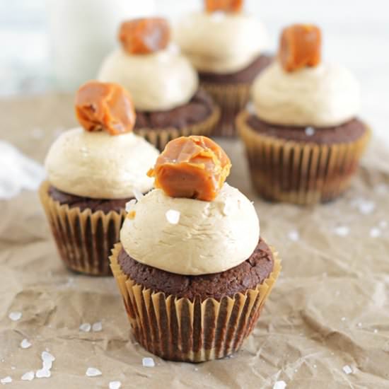 Chocolate Cupcakes with Buttercream - Recipe photo by TheCakeChica